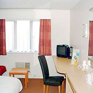Days Inn Stansted Bishop'S Stortford スタンステッド・マウントフィーチェット エクステリア 写真